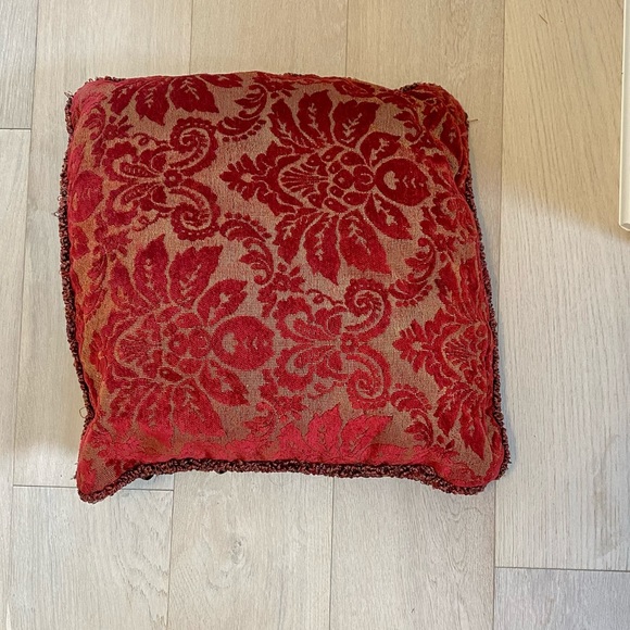 BELLA ROSE velvet accent pillow - Picture 4 of 13
